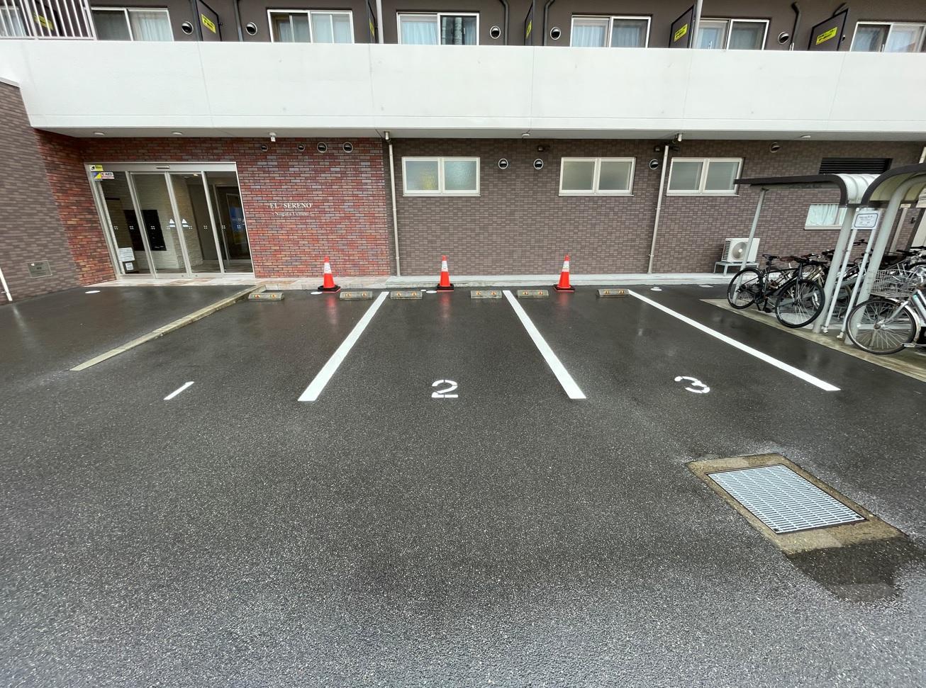 学生会館 エル・セレーノ新潟内野（駐車場）の外観・駐車場イメージ1枚目