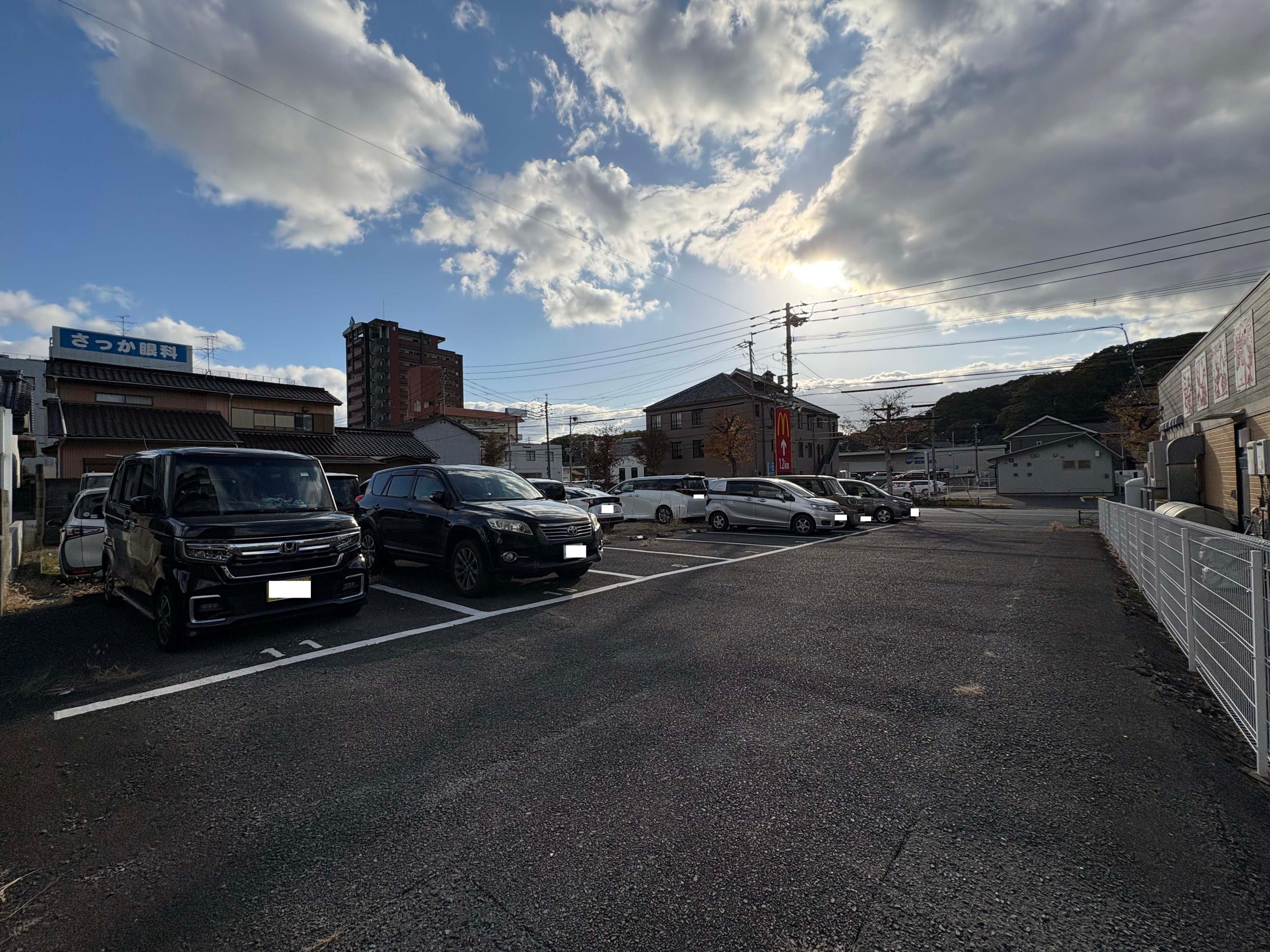 パーキング藤井の外観・駐車場イメージ2枚目