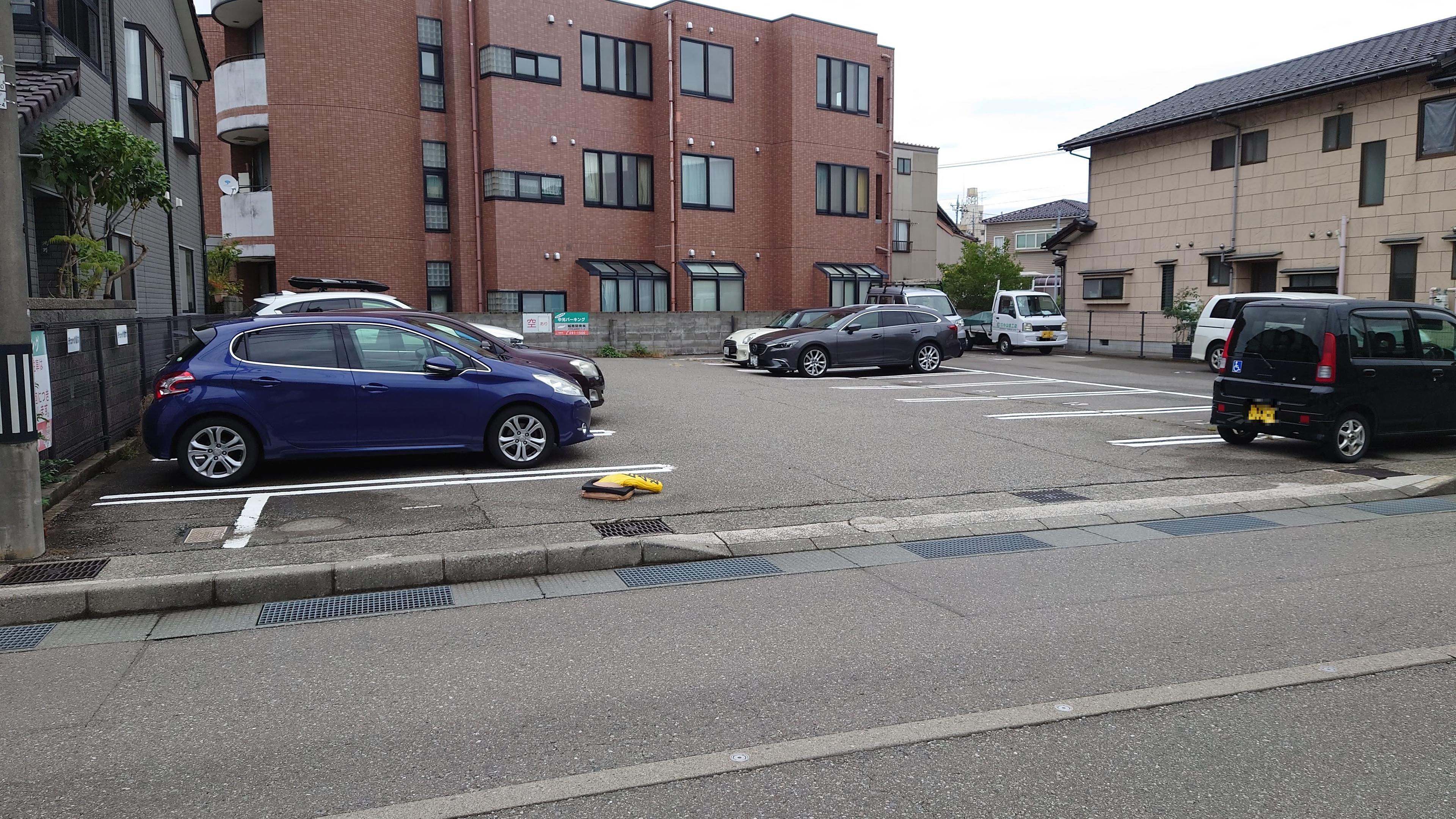 中光駐車場の外観・駐車場イメージ1枚目