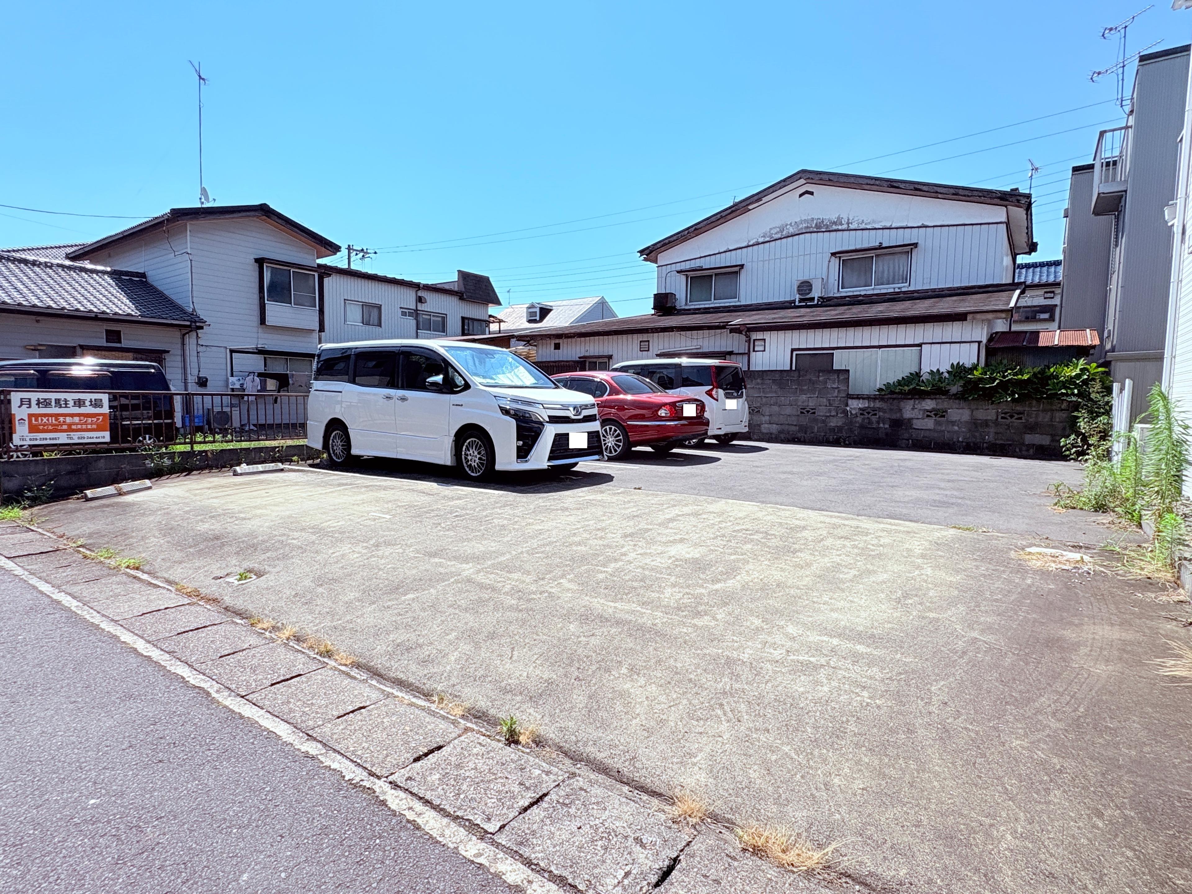黒澤パーキングの外観・駐車場イメージ1枚目