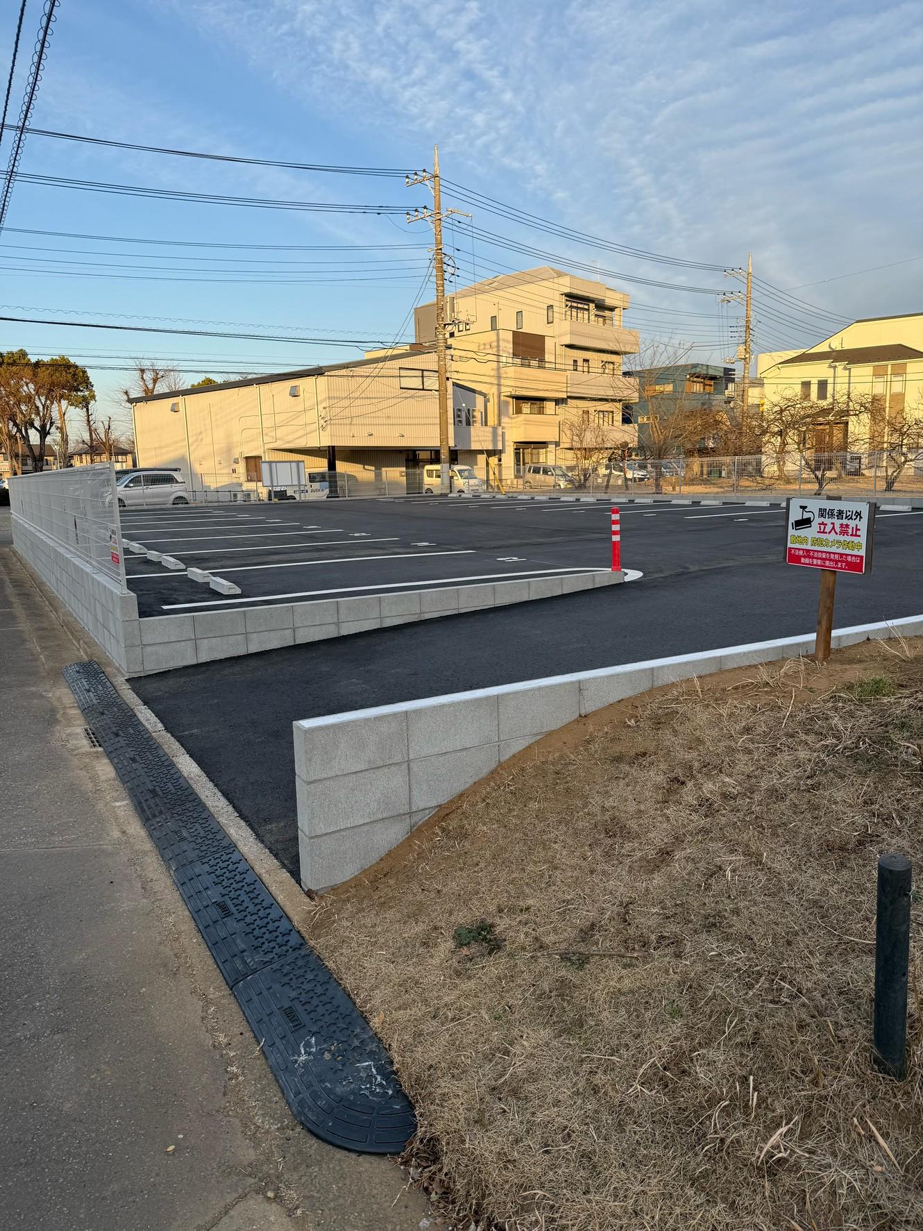 森山月極駐車場の外観・駐車場イメージ2枚目