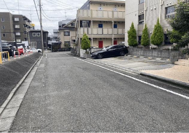 メゾンドルノン月極駐車場の外観・駐車場イメージ2枚目