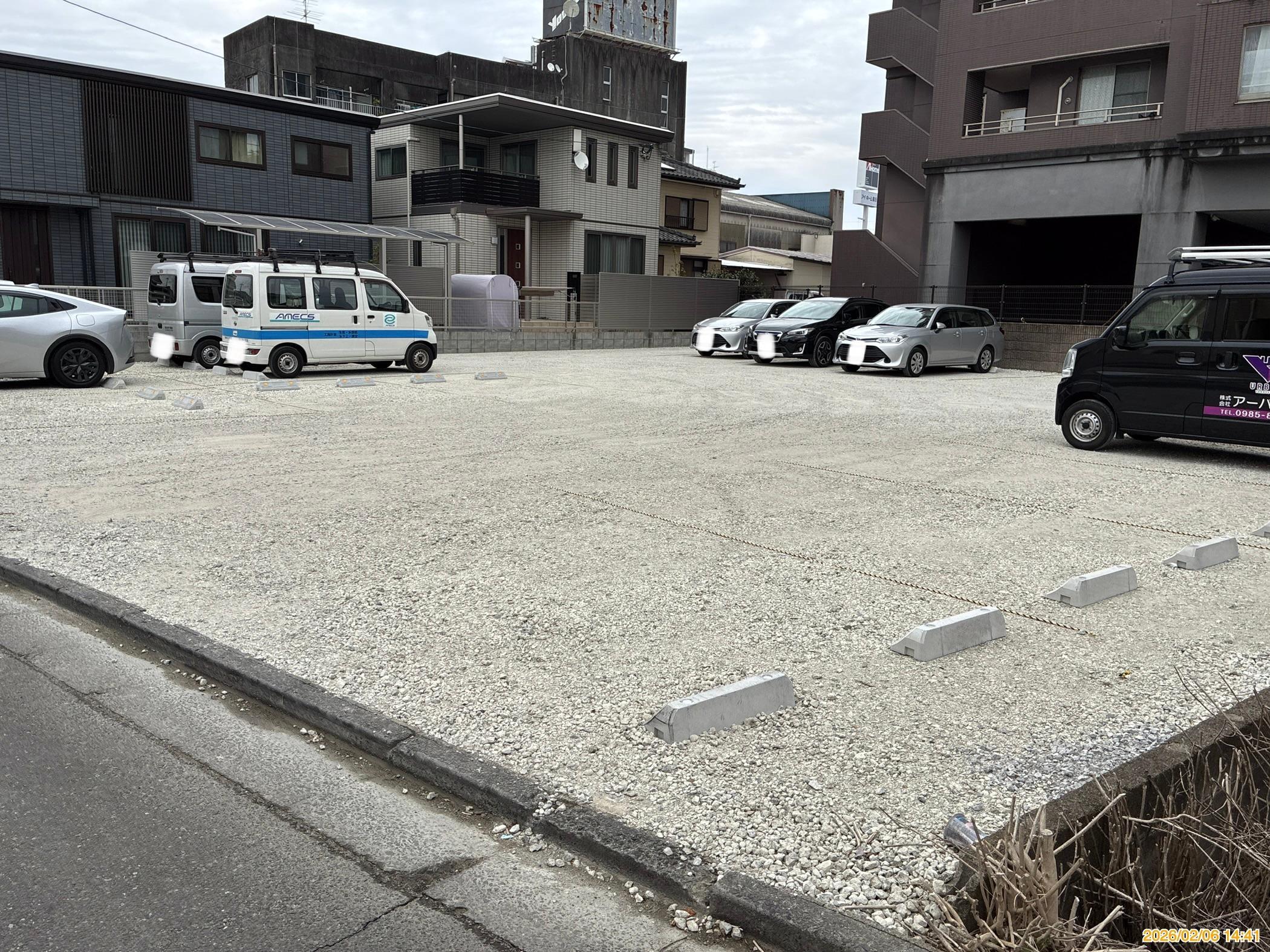 神宮東2丁目駐車場の外観・駐車場イメージ1枚目