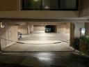 ロワイヤル本山の駐車場