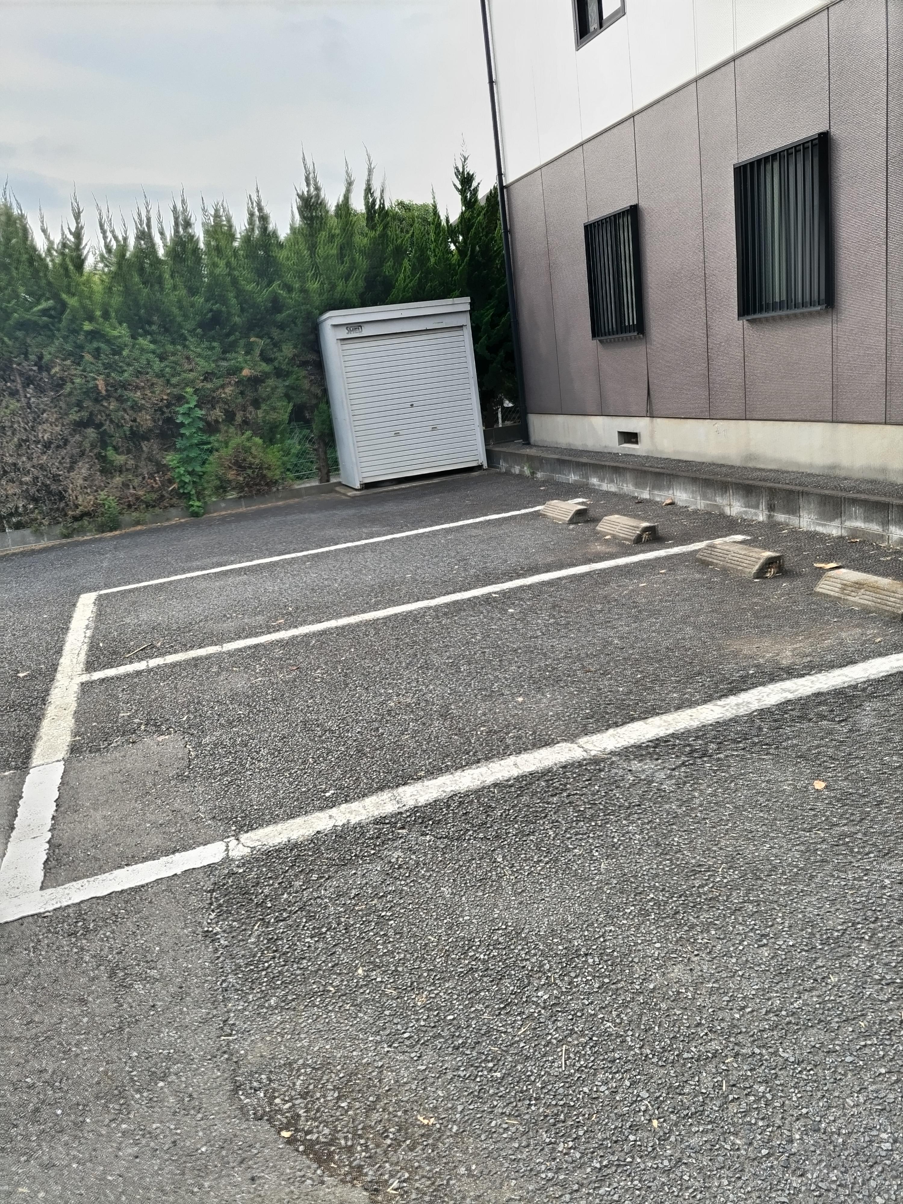 フォーレス・ブエムの外観・駐車場イメージ3枚目