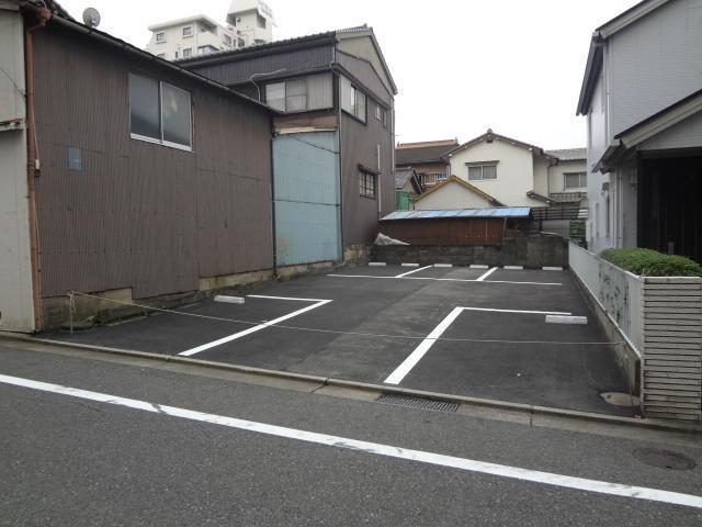 西本町4丁目駐車場の外観・駐車場イメージ1枚目