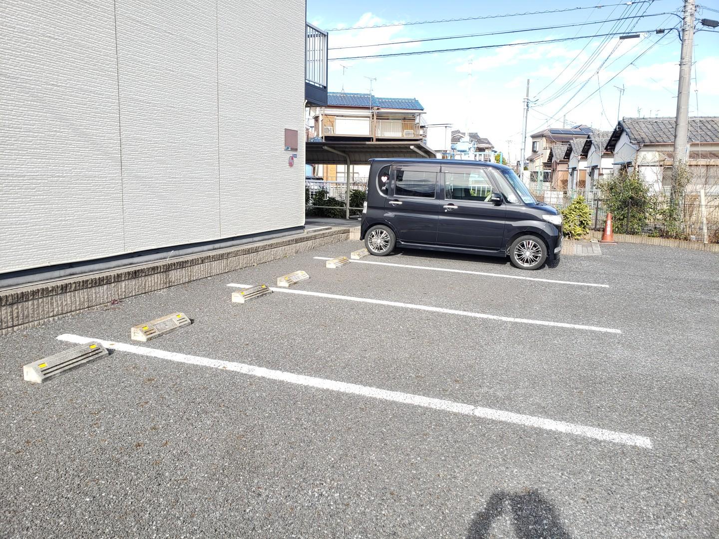 アーバン(36387)の外観・駐車場イメージ1枚目