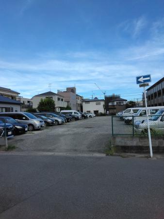 川上駐車場の外観・駐車場イメージ1枚目