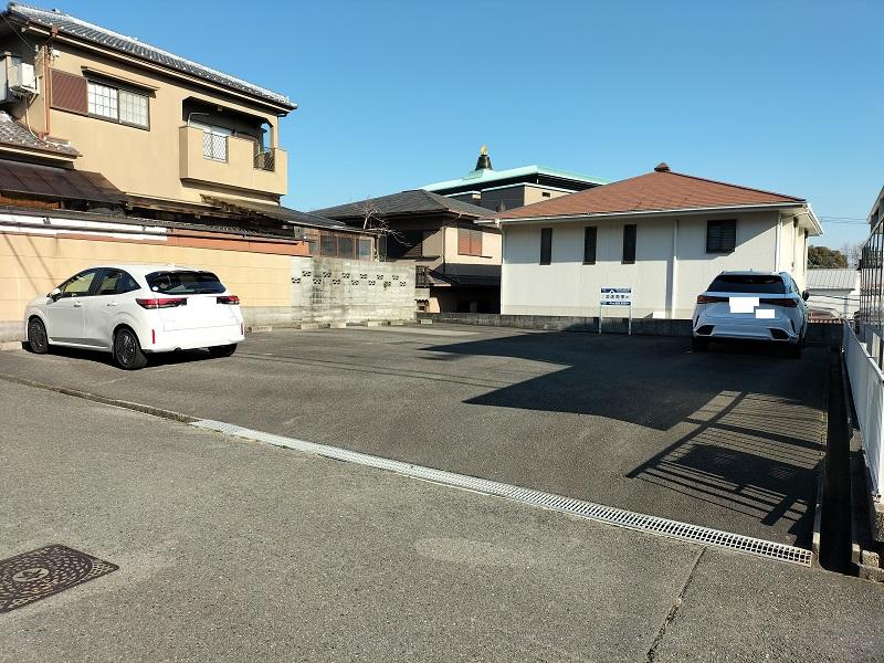 サン ﾊﾟｰｷﾝｸﾞの外観・駐車場イメージ1枚目