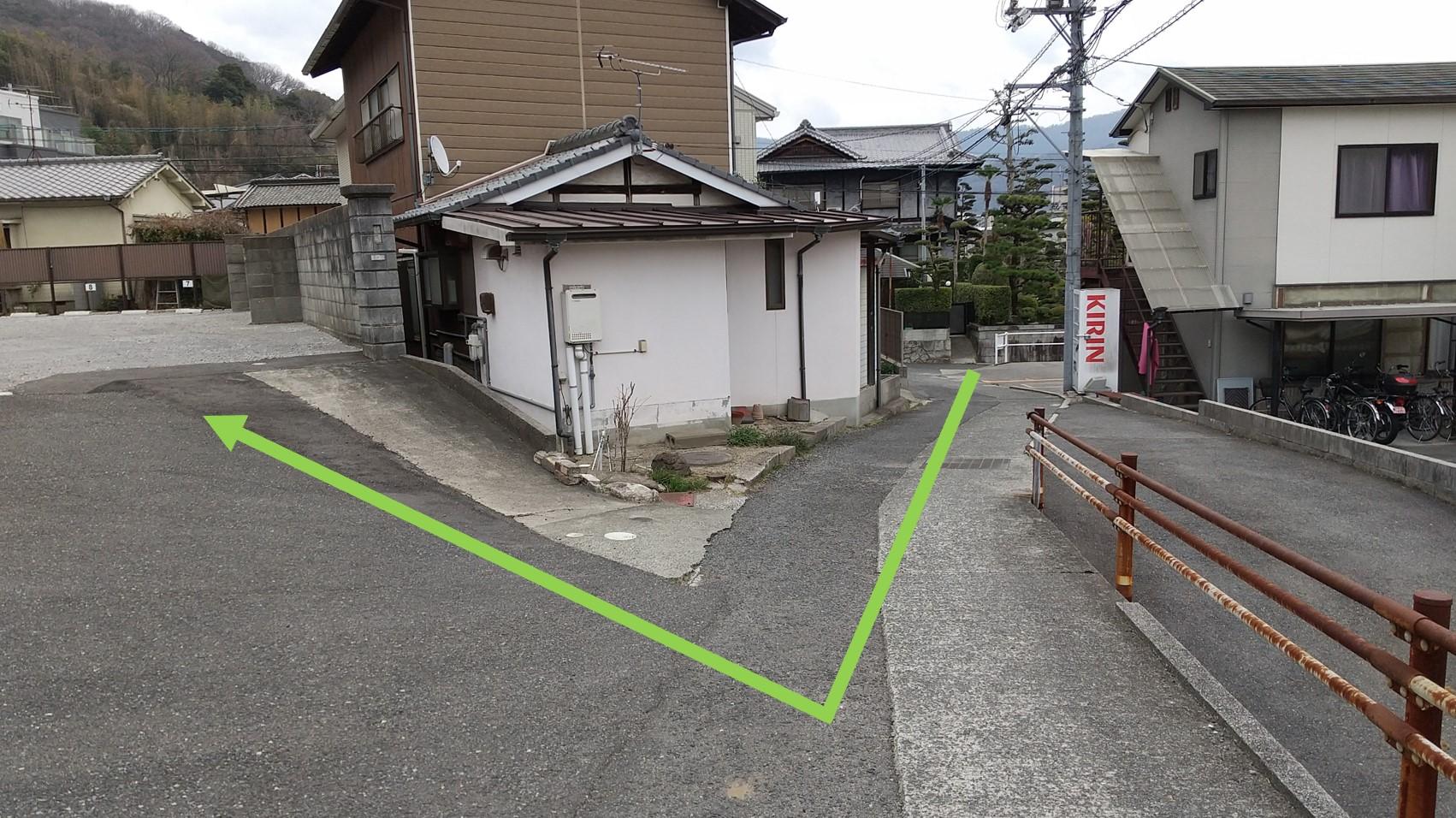 第3三沢ガレージの外観・駐車場イメージ3枚目