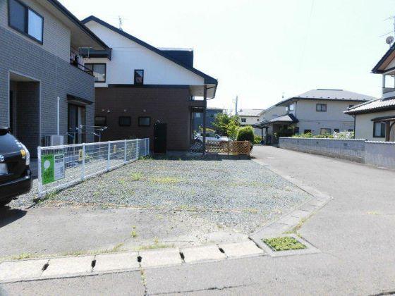 髙橋月極駐車場の外観・駐車場イメージ2枚目