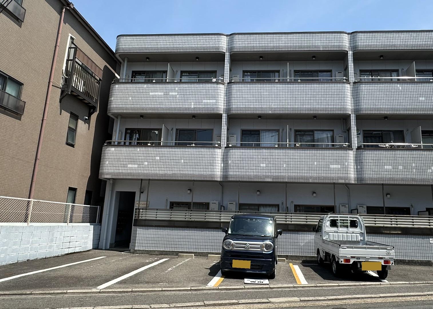 サンジョルディガレージの外観・駐車場イメージ2枚目