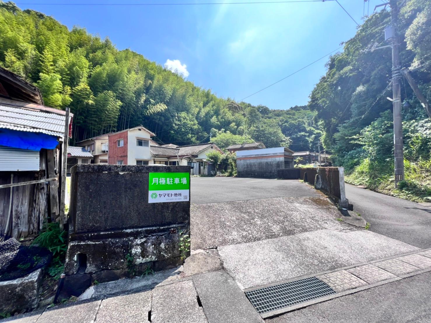 しまんとパーキング中村羽生小路1341番3の外観・駐車場イメージ1枚目