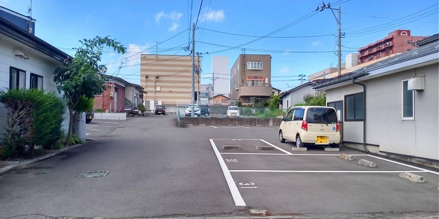 ＳＡＮＡ(37270)の外観・駐車場イメージ1枚目