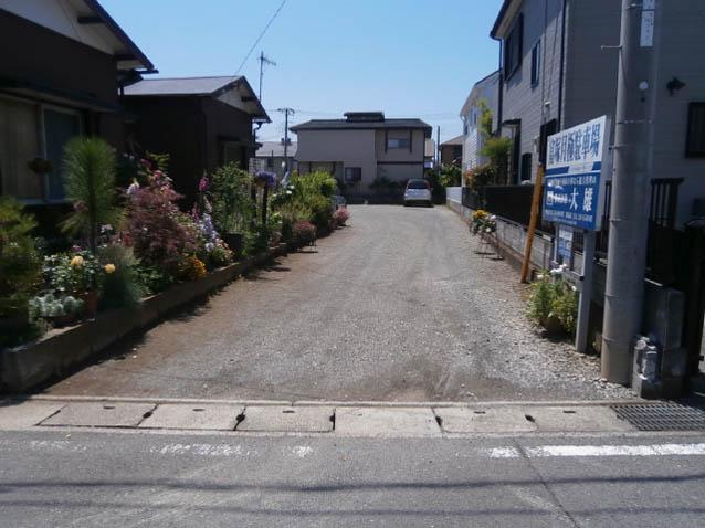 富塚月極駐車場の外観・駐車場イメージ3枚目