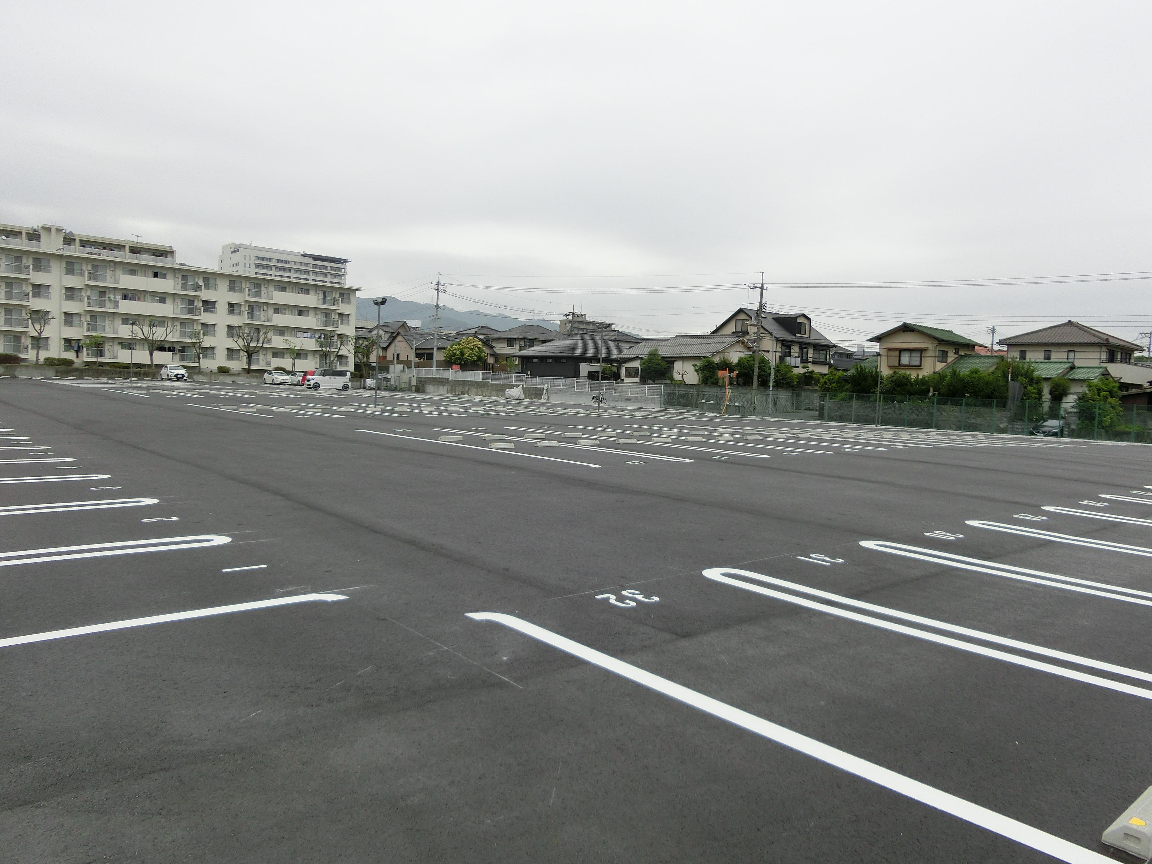 トヨタカローラ山口周陽２丁目駐車場の外観・駐車場イメージ2枚目