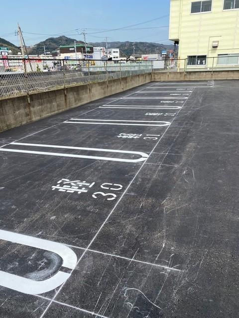 梶取月極駐車場の外観・駐車場イメージ3枚目