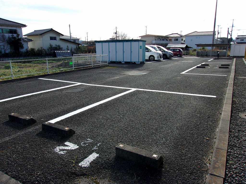 伊達(16217)の外観・駐車場イメージ1枚目