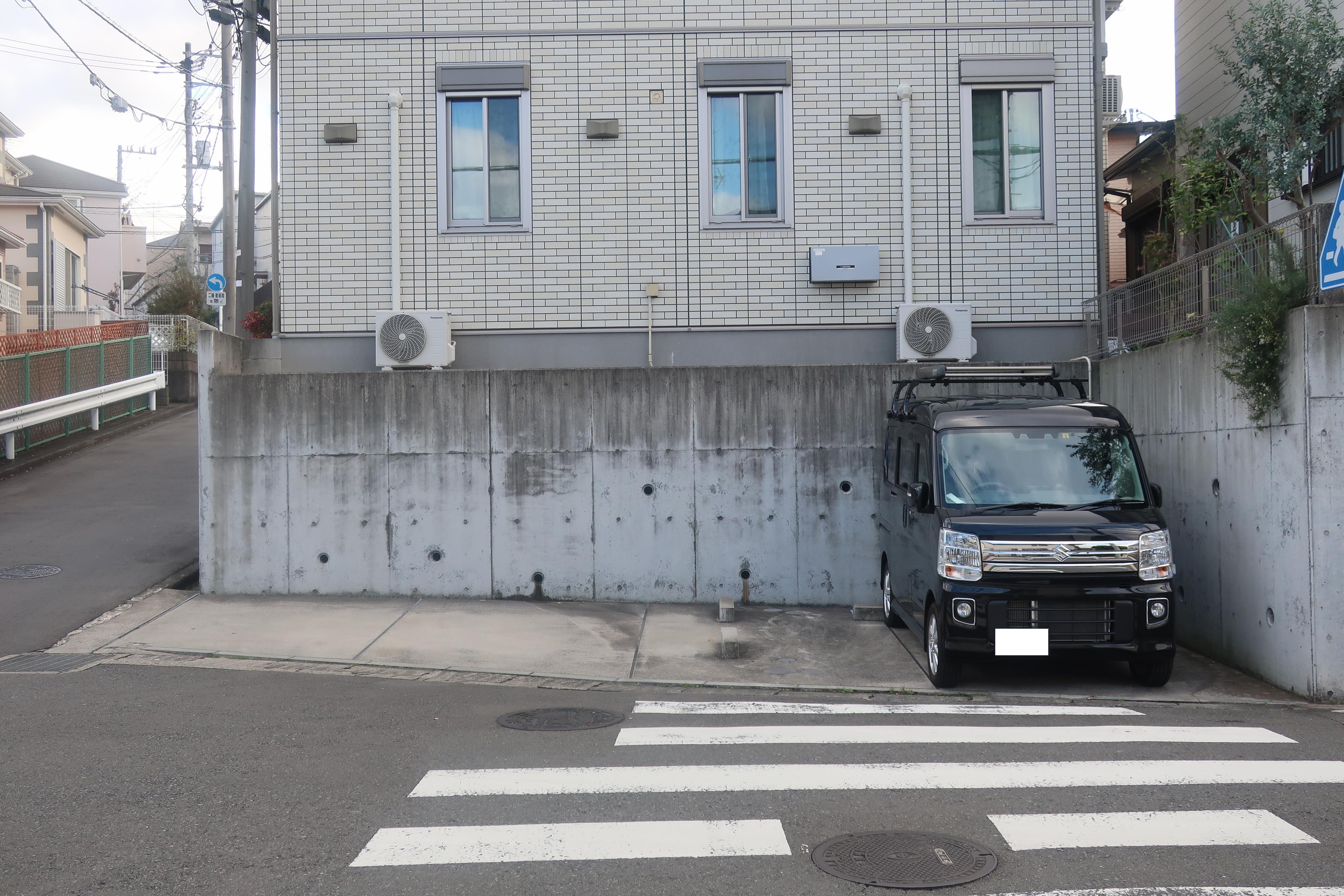 ﾋﾟｱﾊﾟﾚｽ新横浜駐車場の外観・駐車場イメージ1枚目