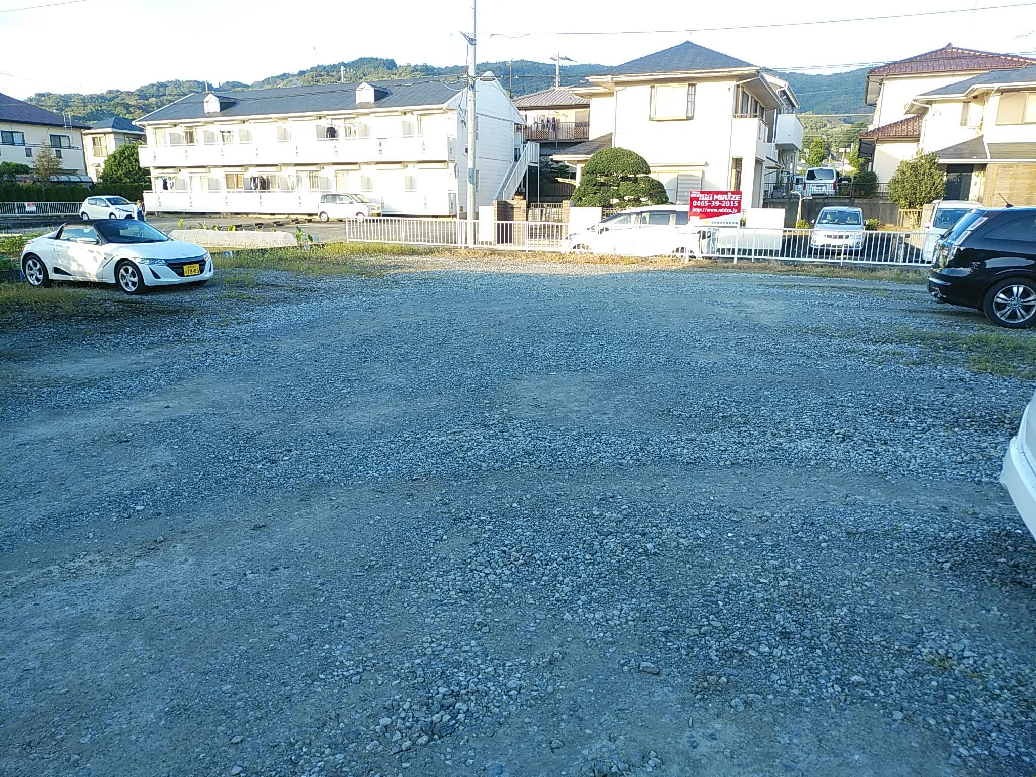 光海穂坂月極駐車場の外観・駐車場イメージ1枚目