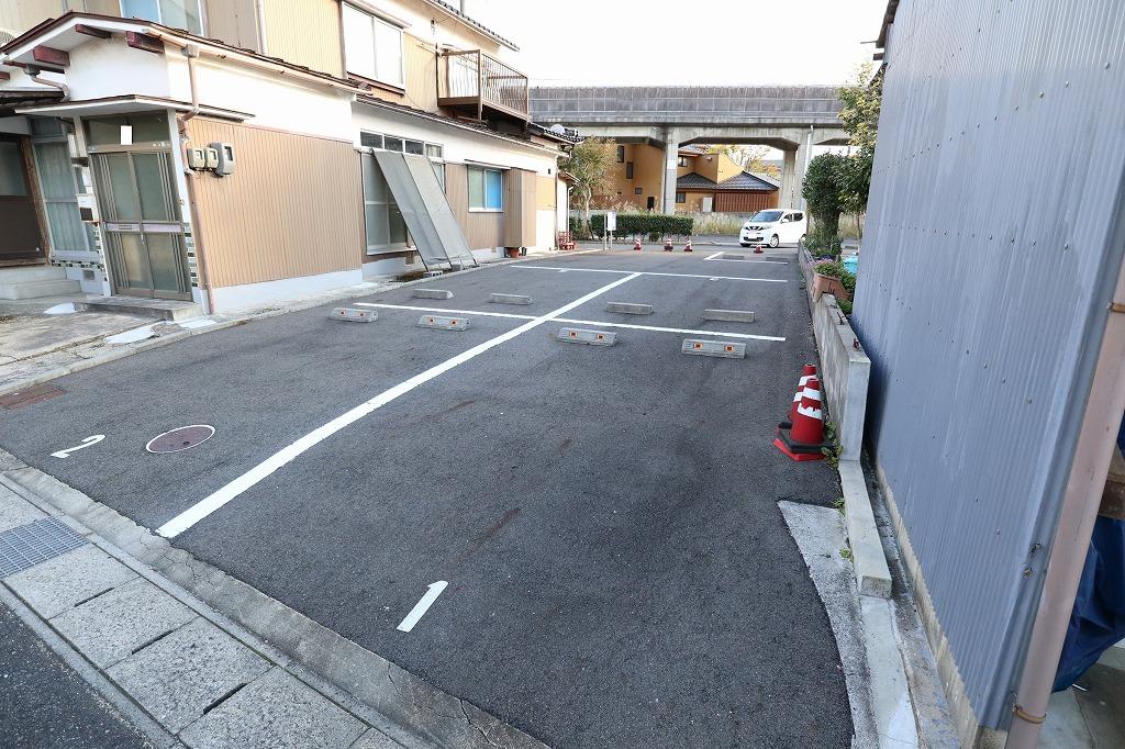 卯垣2丁目629駐車場の外観・駐車場イメージ2枚目