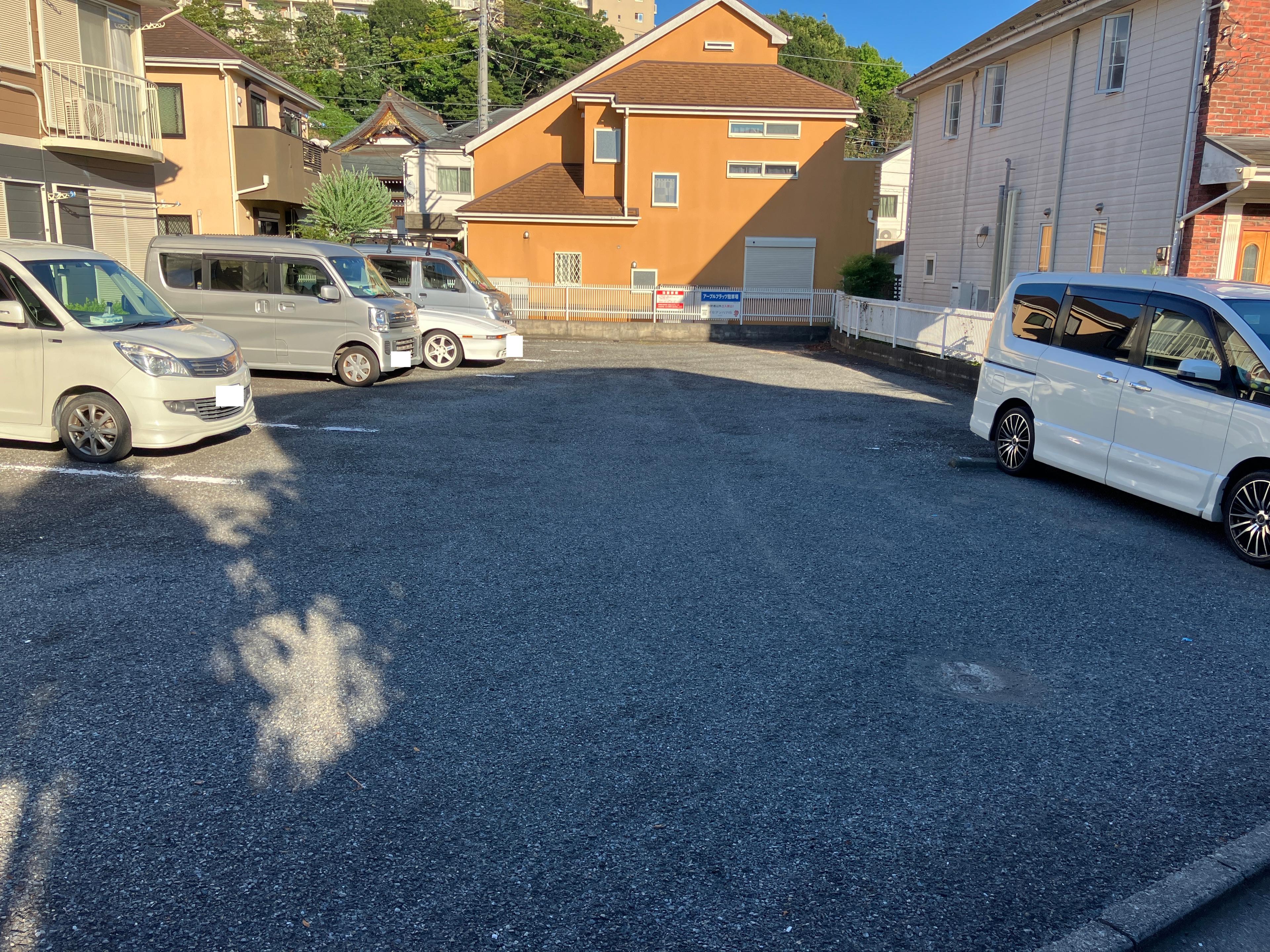 アーブルフラッツ駐車場の外観・駐車場イメージ1枚目