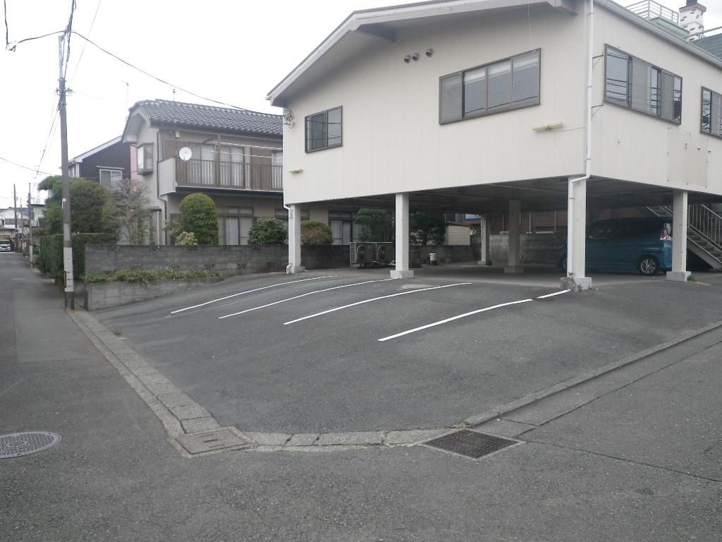中央北駐車場の外観・駐車場イメージ1枚目