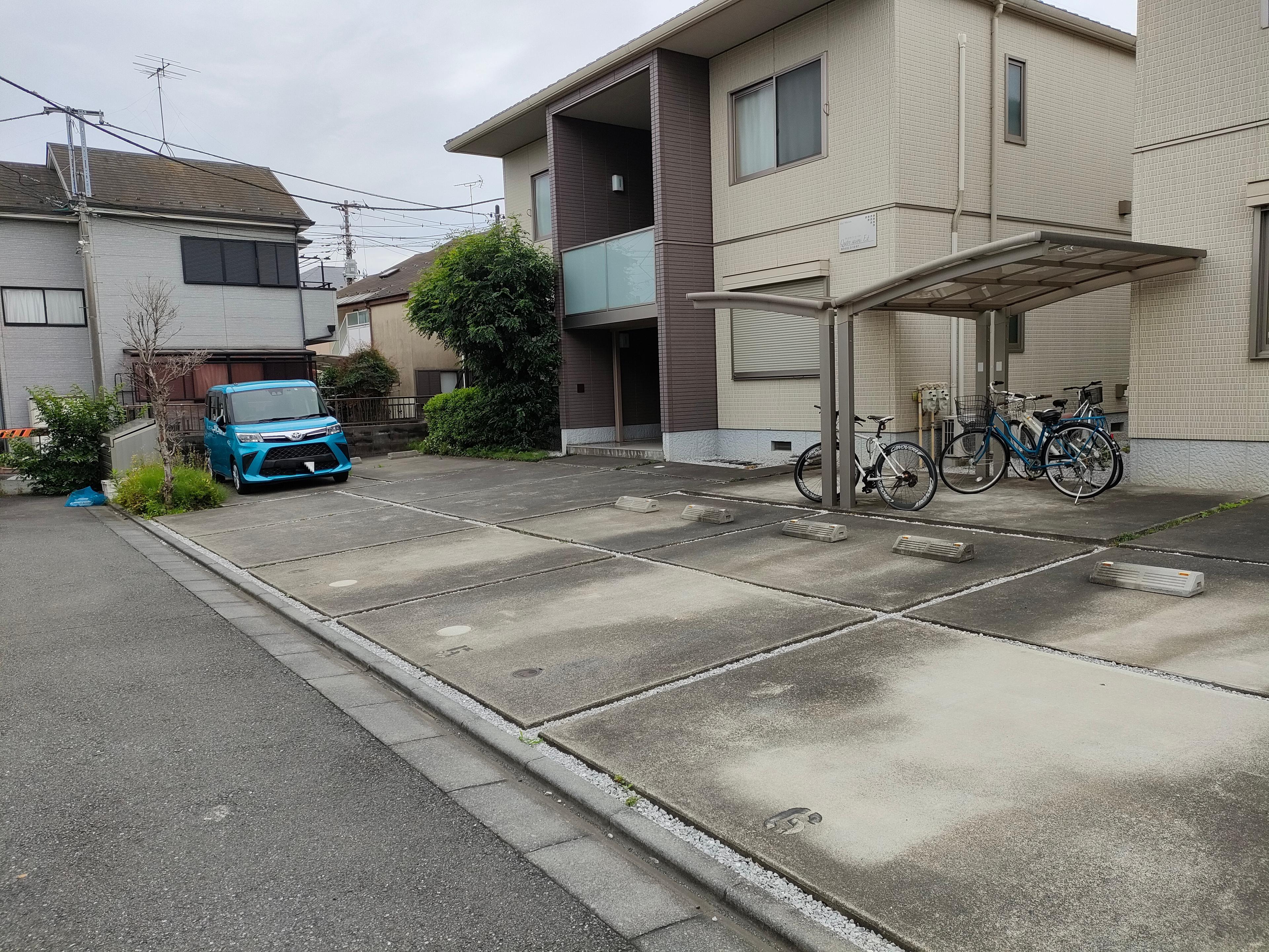 Quatre saisons駐車場の外観・駐車場イメージ1枚目