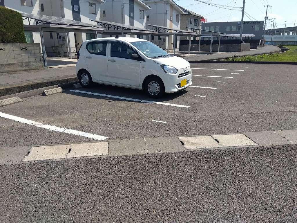ソレーユ(18562)の外観・駐車場イメージ2枚目
