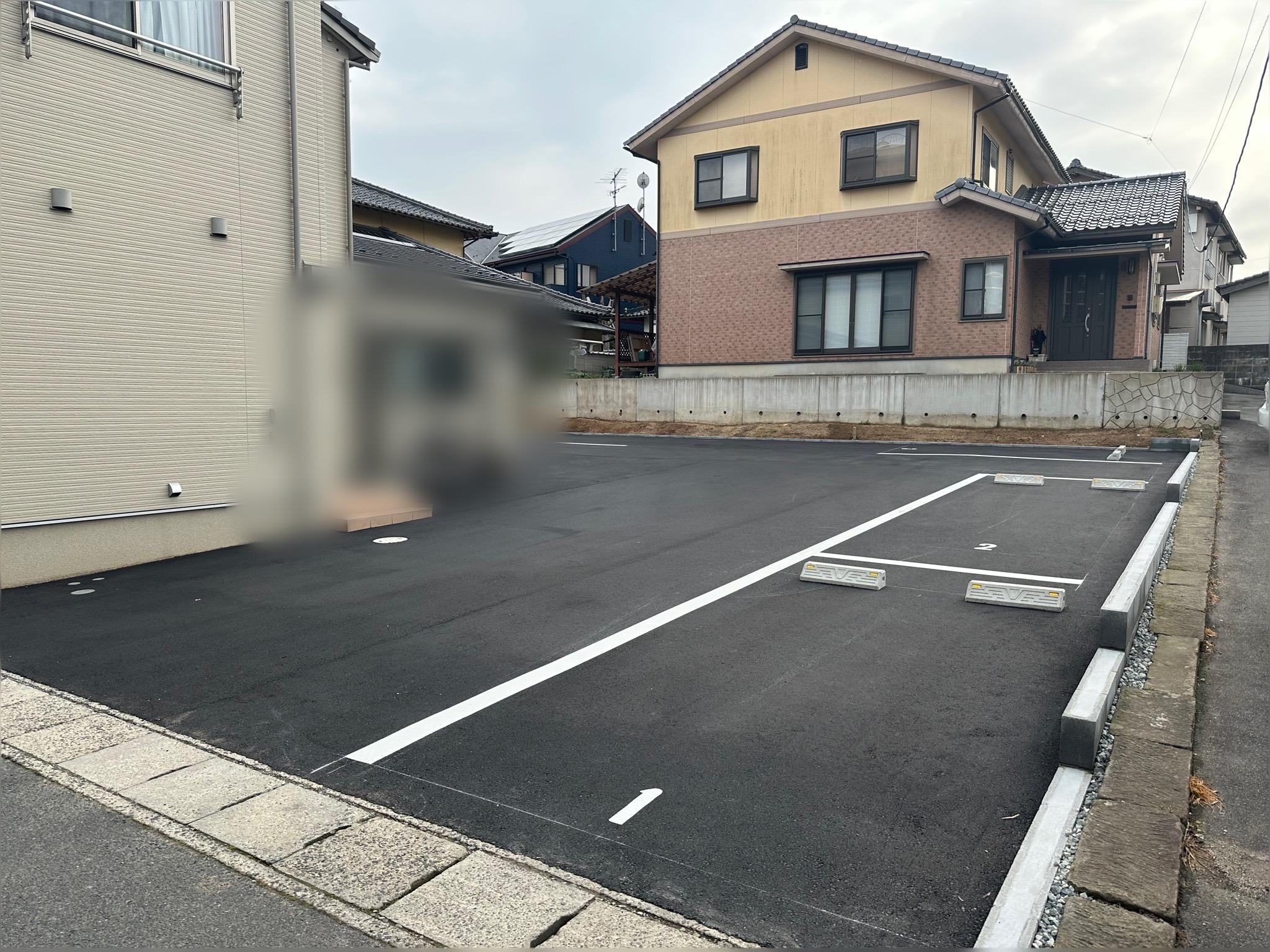 高本駐車場の外観・駐車場イメージ1枚目
