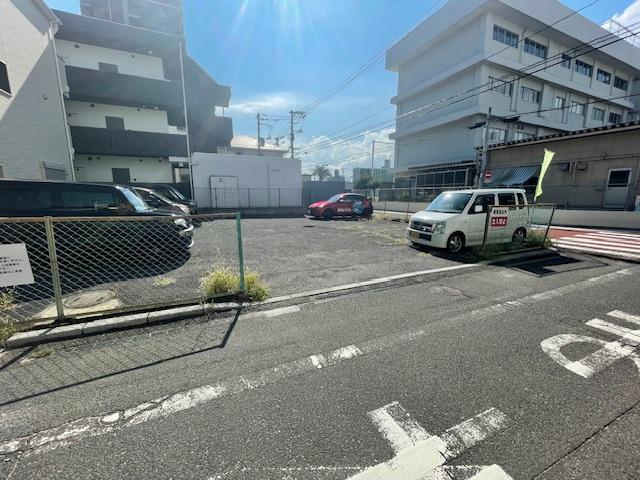 前田ガレージ庚午中１丁目の外観・駐車場イメージ2枚目