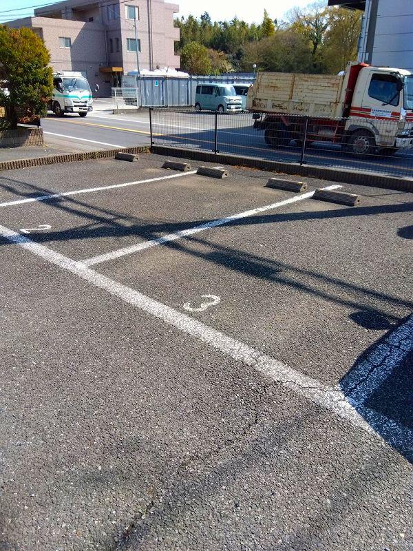 ＭＡモール(25229)の外観・駐車場イメージ1枚目