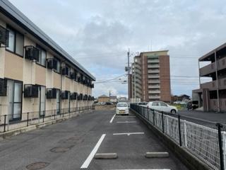 ＭＫⅡ(25115)の外観・駐車場イメージ3枚目