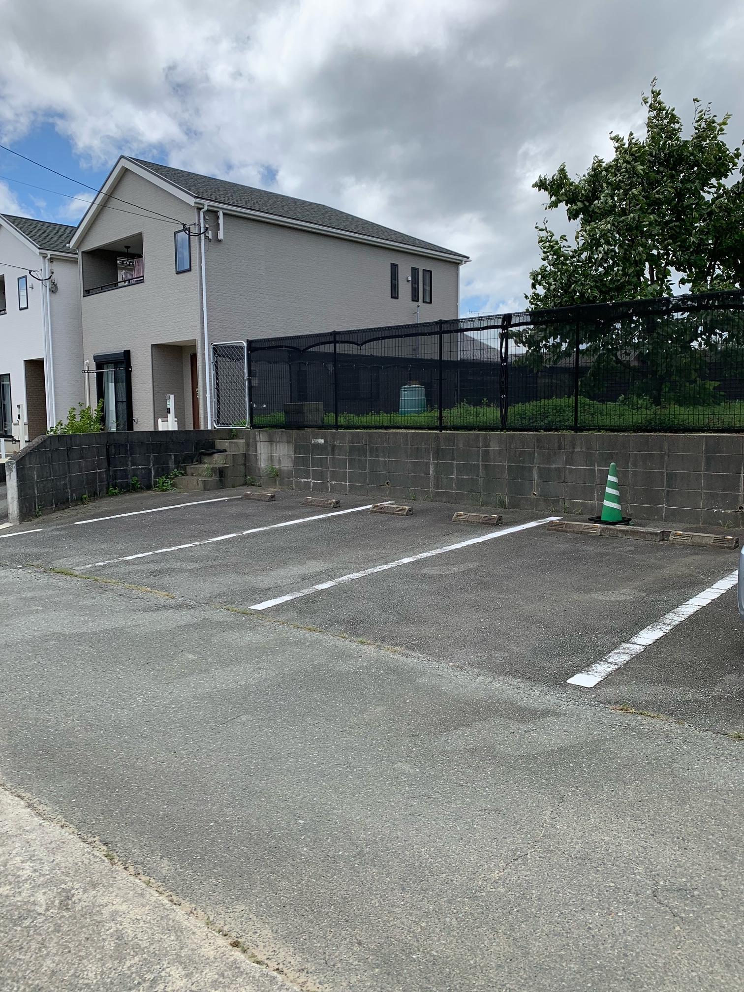 近藤月極駐車場の外観・駐車場イメージ3枚目