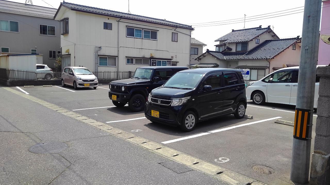 真砂１丁目ガレージの外観・駐車場イメージ2枚目