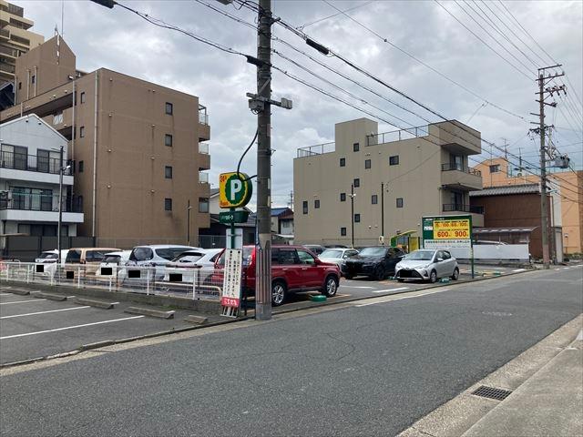 築地口の外観・駐車場イメージ1枚目