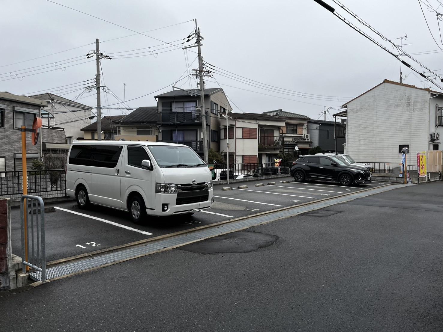 緑が丘ガレージの外観・駐車場イメージ1枚目