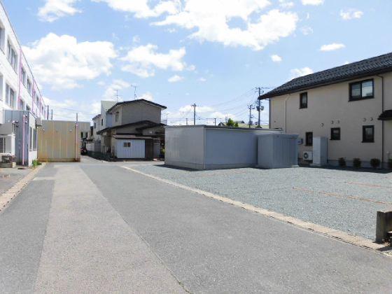 角月極駐車場の外観・駐車場イメージ3枚目
