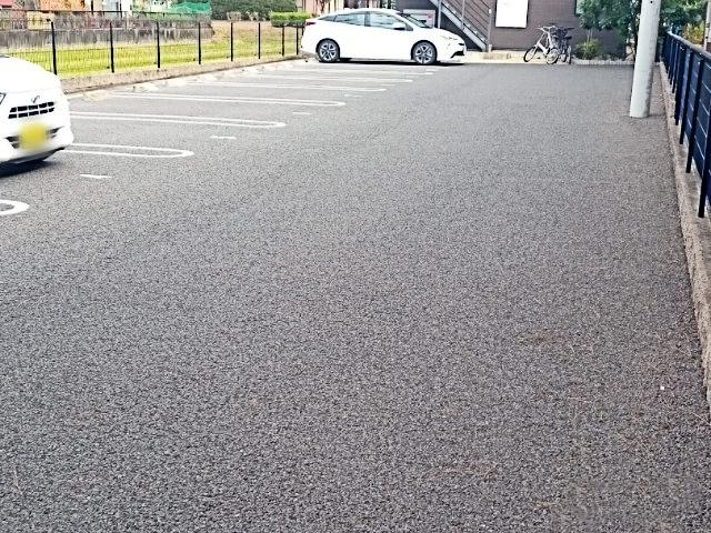 ロイヤルＳ(53445)の外観・駐車場イメージ1枚目