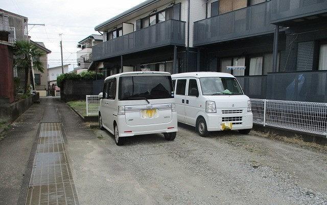 99(12937)の外観・駐車場イメージ1枚目