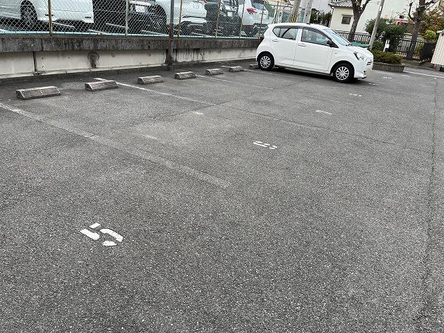 タウンコート(26415)の外観・駐車場イメージ1枚目