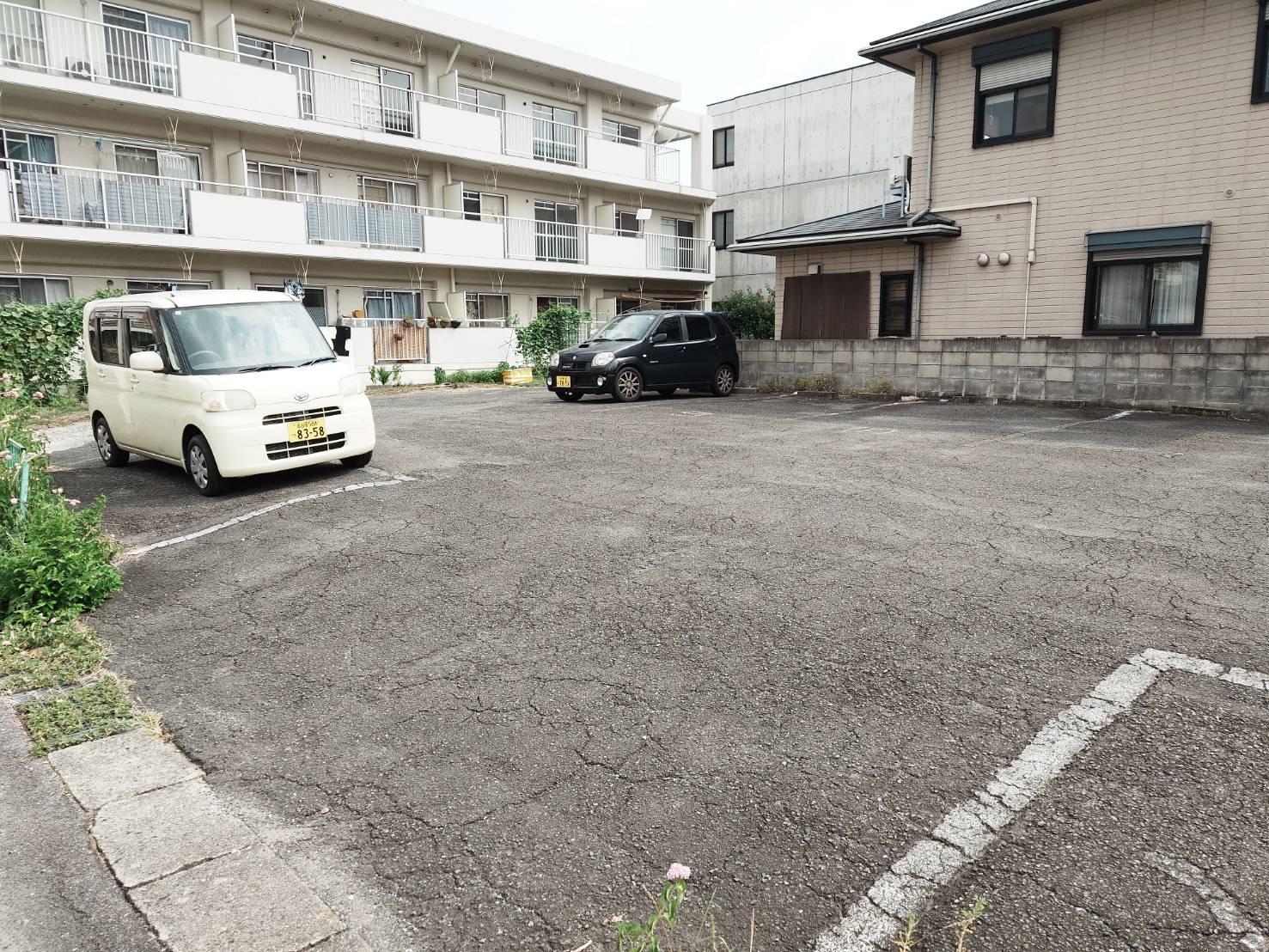 平野ハイツ駐車場の外観・駐車場イメージ2枚目