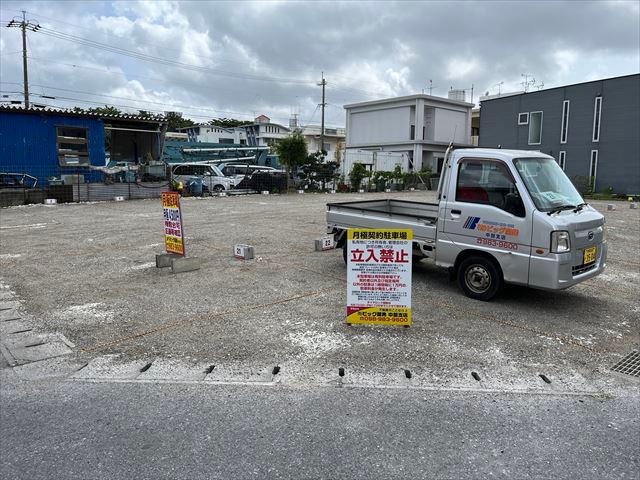 パーキング沖縄の外観・駐車場イメージ1枚目