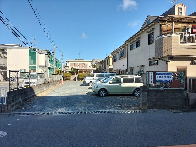 富士 ﾓｰﾀｰﾌﾟｰﾙの外観・駐車場イメージ1枚目