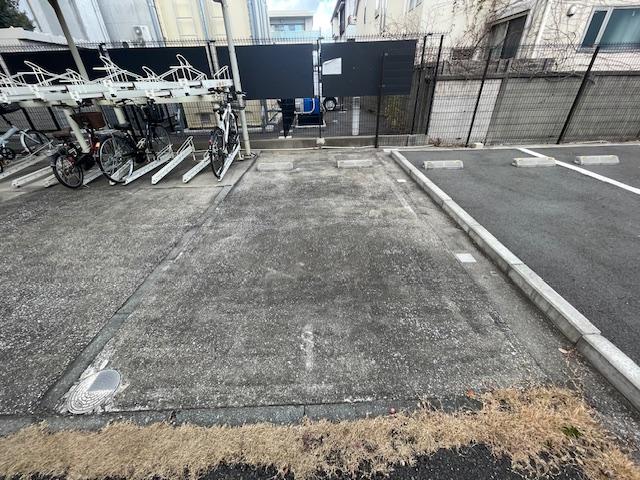 スカイコート都立大学第3の外観・駐車場イメージ2枚目