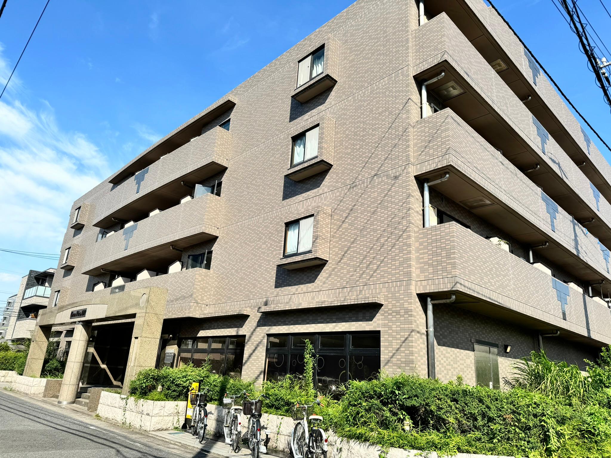 グランピーノ妙典の外観・駐車場イメージ1枚目