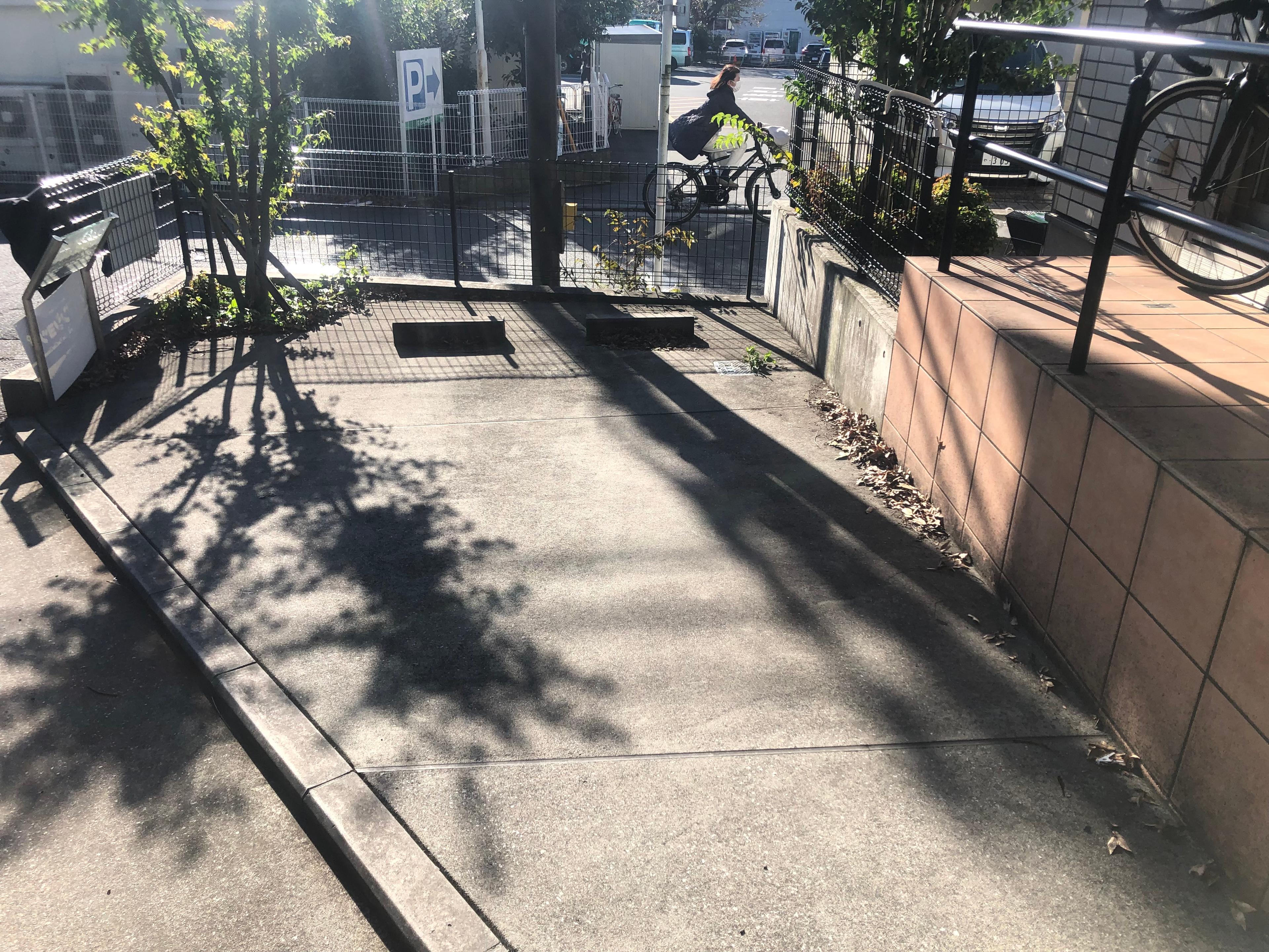SK.Residence駐車場の外観・駐車場イメージ1枚目