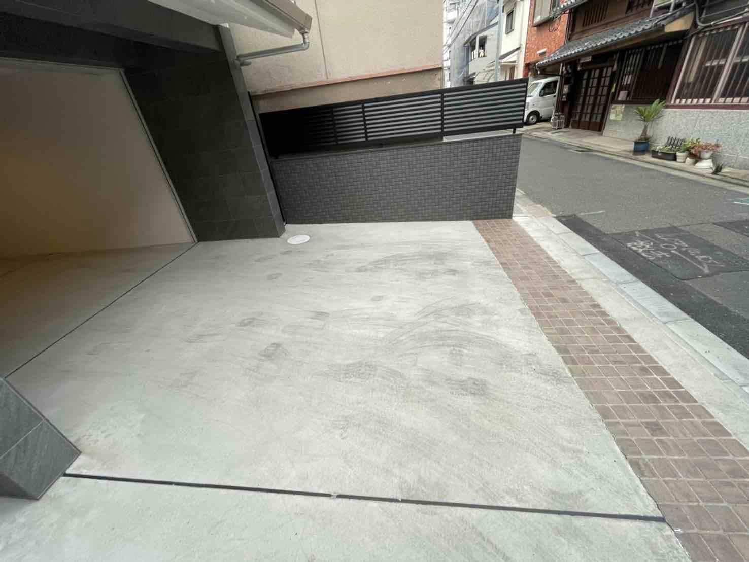 Succeed堀川一条の外観・駐車場イメージ3枚目