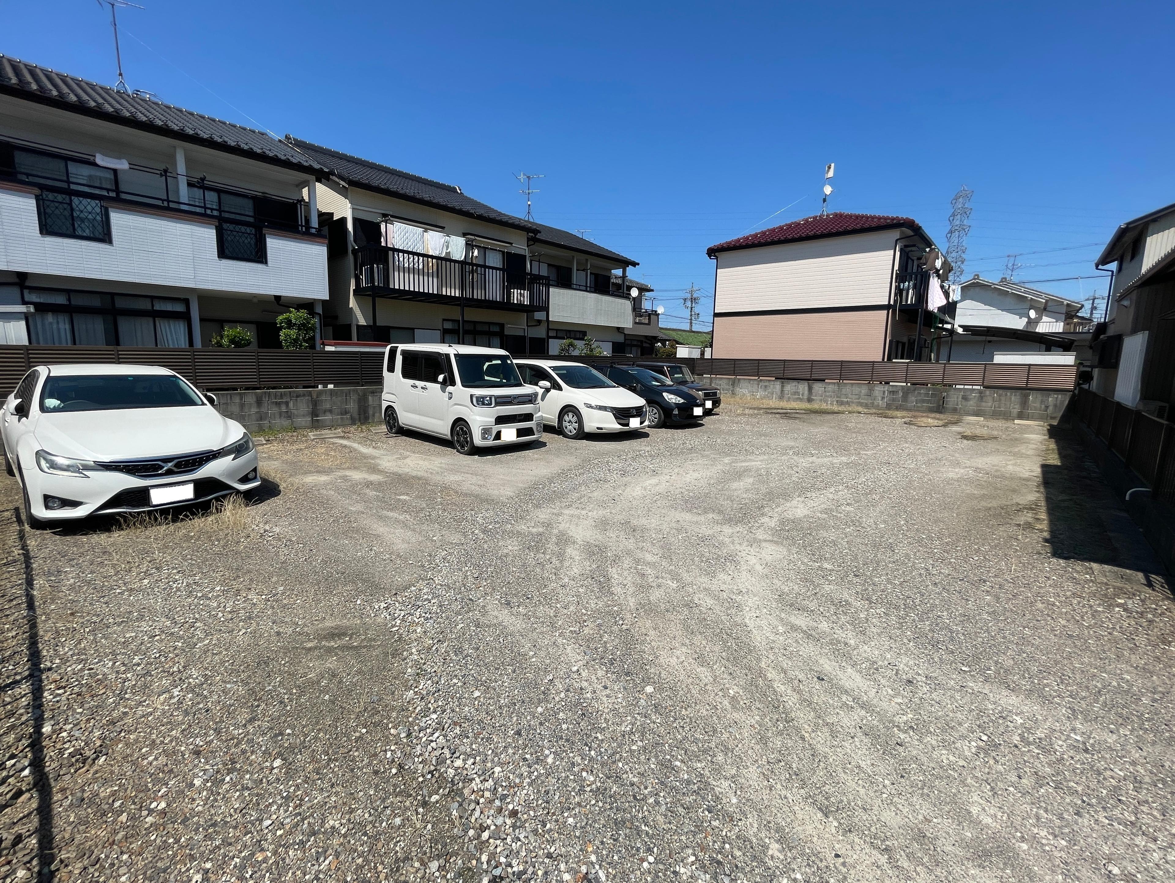 廻間西駐車場の外観・駐車場イメージ2枚目