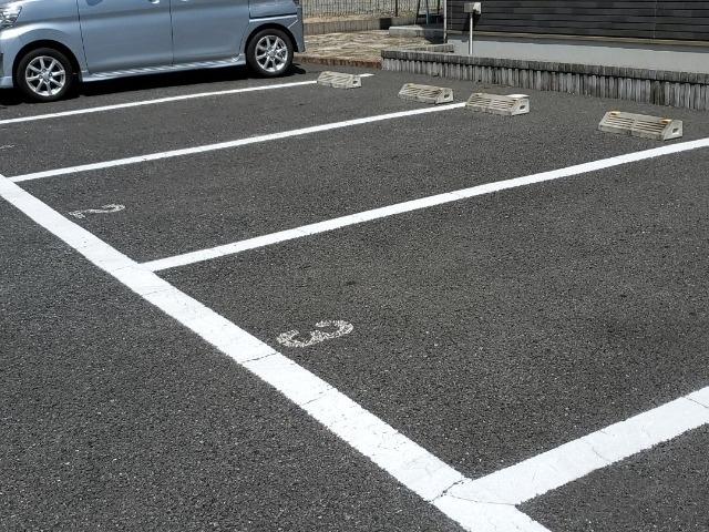 ミランダ光彩ＥＡＳＴ(55998)の外観・駐車場イメージ1枚目